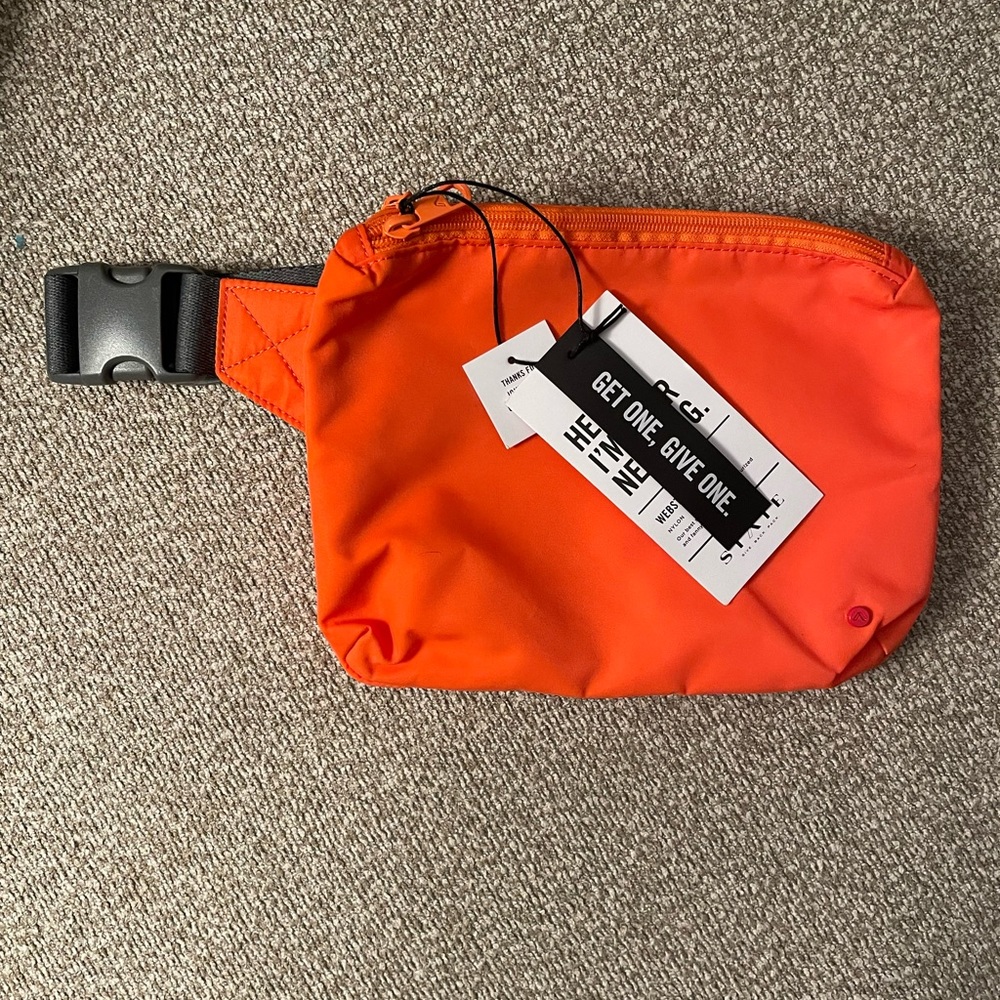 State Fanny pack. NWT.